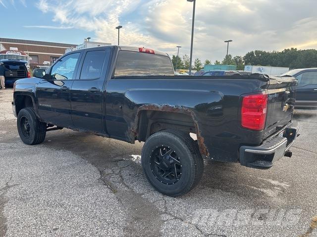 Chevrolet 1500 شاحنات خفيفة/مفصلية الجوانب