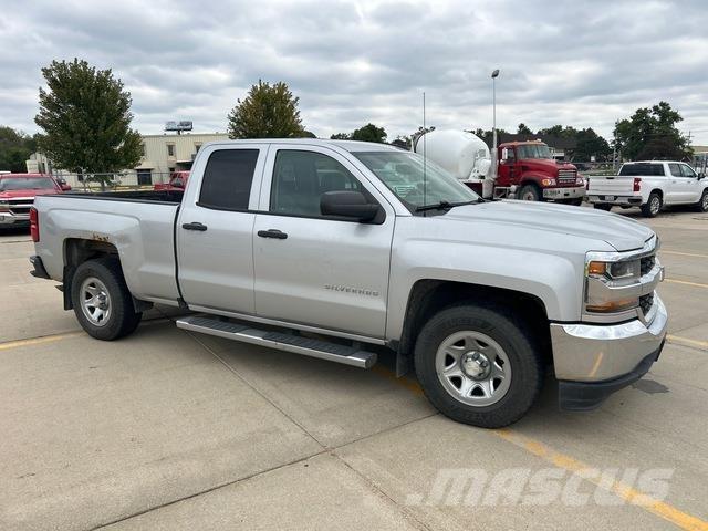 Chevrolet 1500 شاحنات خفيفة/مفصلية الجوانب