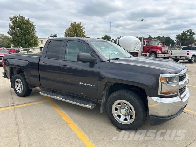 Chevrolet 1500 شاحنات خفيفة/مفصلية الجوانب