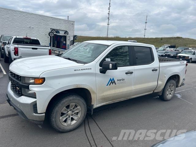 Chevrolet 1500 شاحنات خفيفة/مفصلية الجوانب