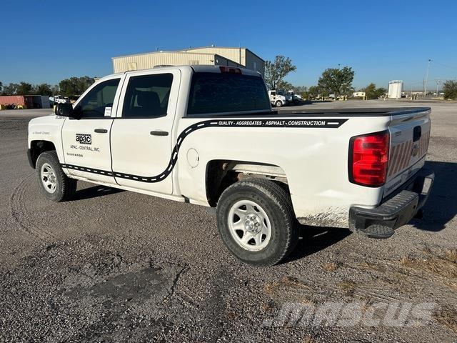 Chevrolet 1500 شاحنات خفيفة/مفصلية الجوانب