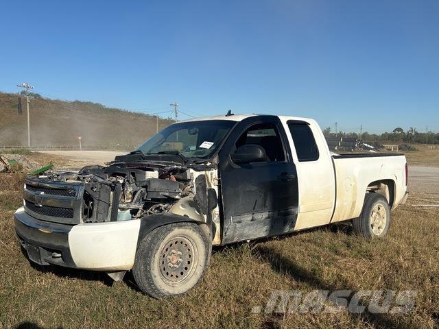 Chevrolet 1500 شاحنات خفيفة/مفصلية الجوانب