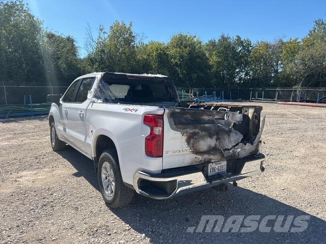 Chevrolet 1500 شاحنات خفيفة/مفصلية الجوانب