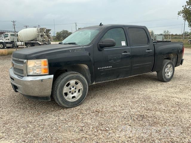 Chevrolet 1500 شاحنات خفيفة/مفصلية الجوانب