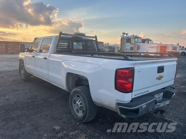 Chevrolet 2500 شاحنات خفيفة/مفصلية الجوانب