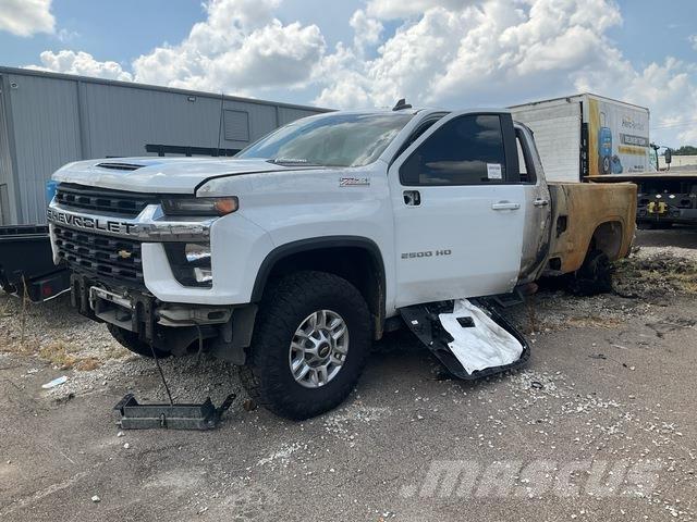 Chevrolet 2500 شاحنات خفيفة/مفصلية الجوانب