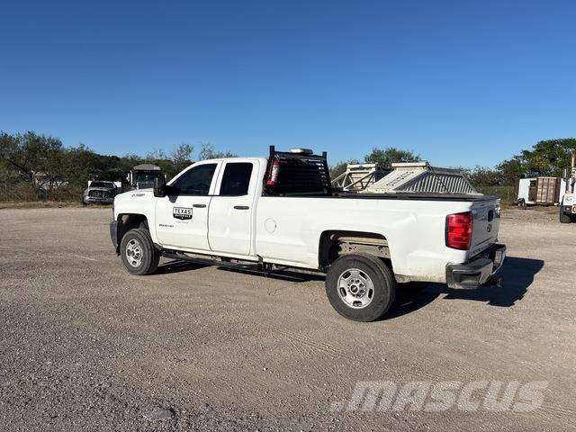 Chevrolet 2500 شاحنات خفيفة/مفصلية الجوانب