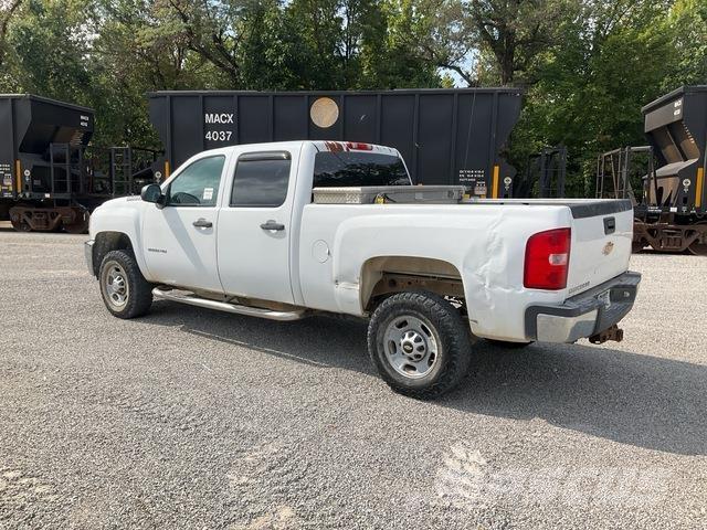 Chevrolet 2500 شاحنات خفيفة/مفصلية الجوانب