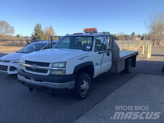 Chevrolet 3500 شاحنات مسطحة/مفصلية الجوانب