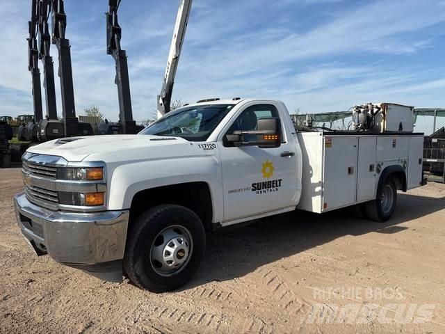 Chevrolet 3500 مركبات الأغراض العامة
