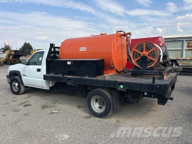 Chevrolet 3500 شاحنات مسطحة/مفصلية الجوانب