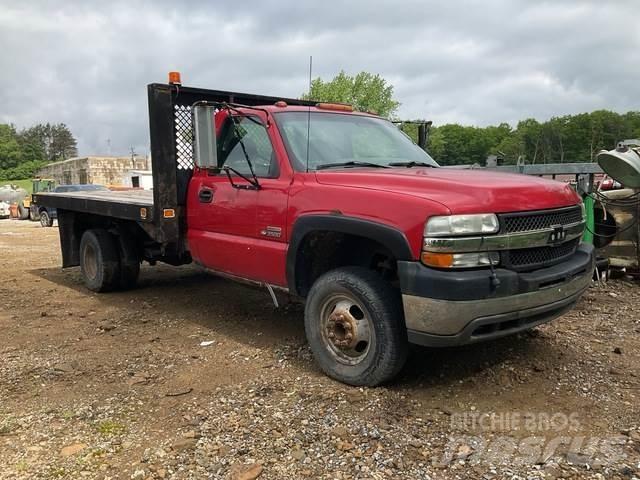Chevrolet 3500 شاحنات مسطحة/مفصلية الجوانب