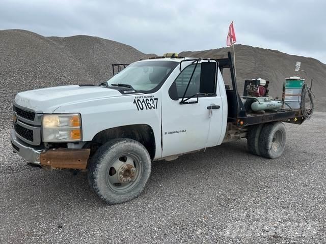 Chevrolet 3500 شاحنات مسطحة/مفصلية الجوانب