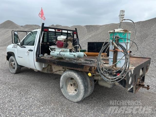 Chevrolet 3500 شاحنات مسطحة/مفصلية الجوانب