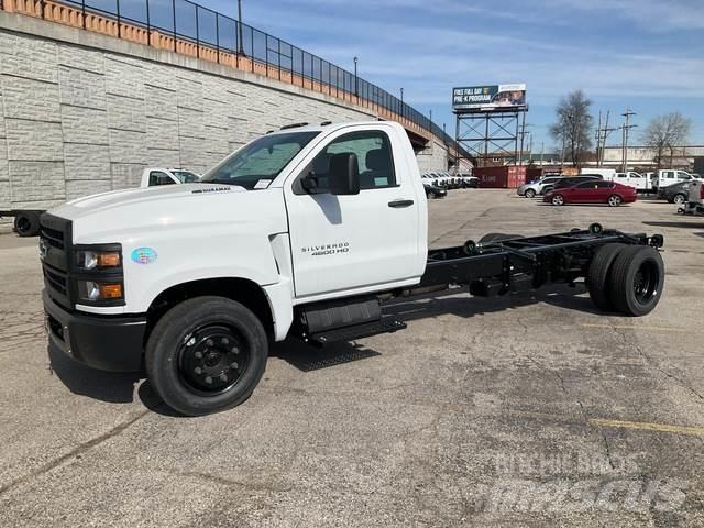 Chevrolet 4500 كابينة والداخلية