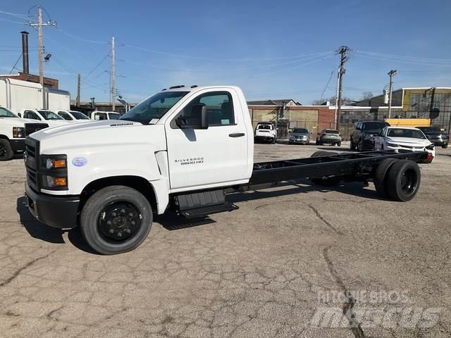 Chevrolet 5500 كابينة والداخلية