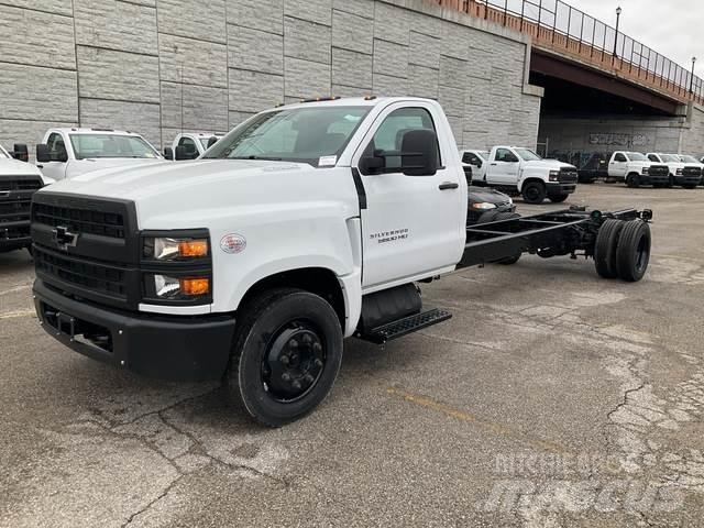 Chevrolet 5500 كابينة والداخلية