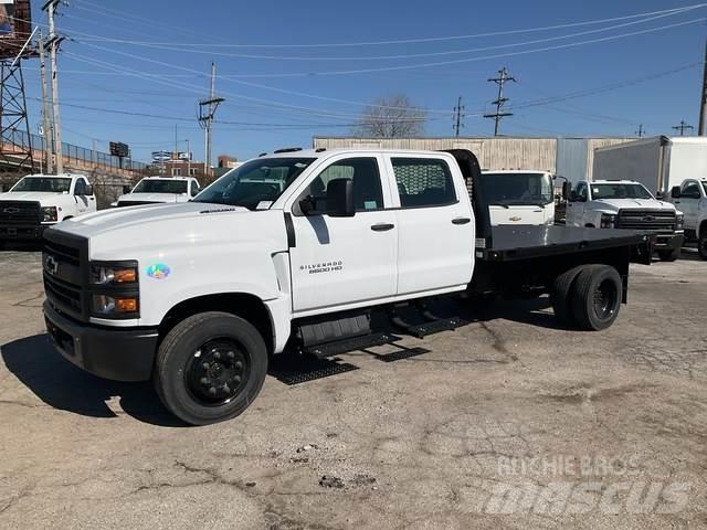 Chevrolet 6500 شاحنات مسطحة/مفصلية الجوانب