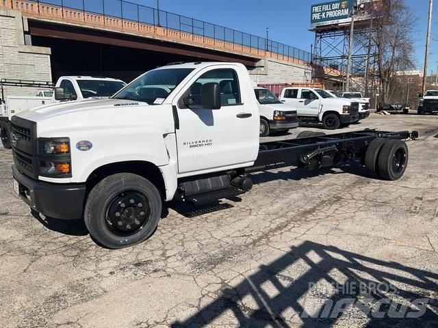 Chevrolet 6500 كابينة والداخلية