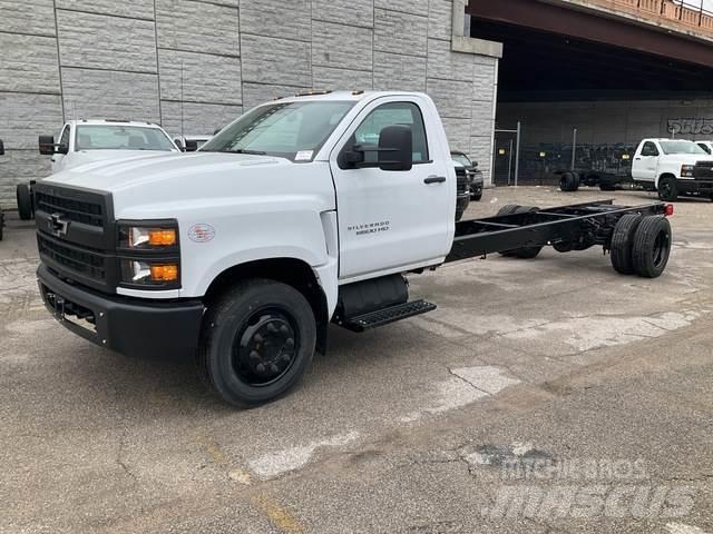 Chevrolet 6500 كابينة والداخلية