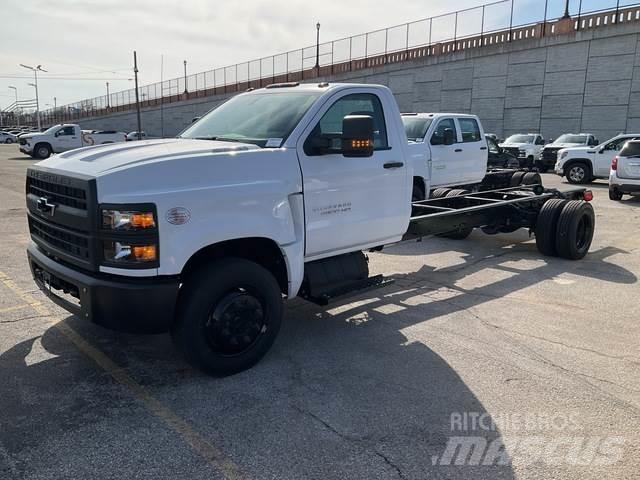 Chevrolet 6500 كابينة والداخلية