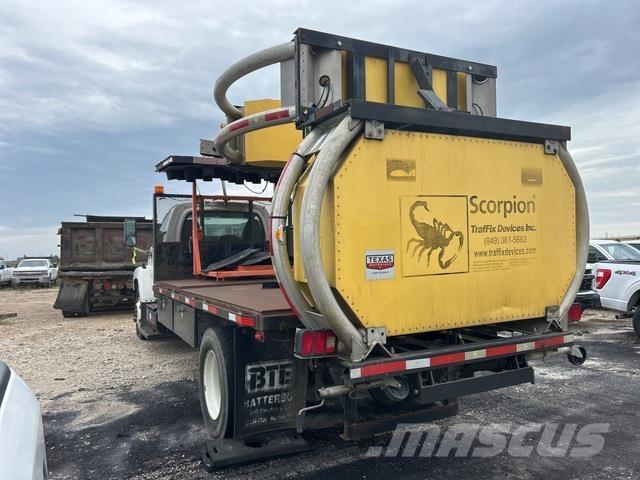 Chevrolet 6500 مركبات الأغراض العامة