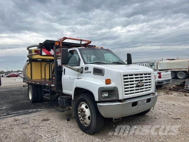 Chevrolet 6500 مركبات الأغراض العامة