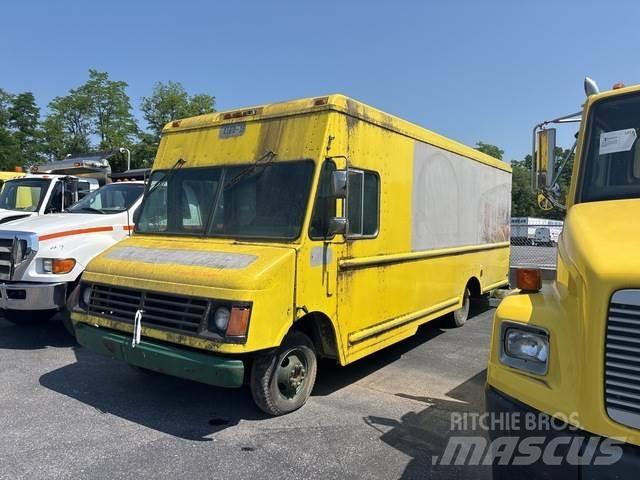 Chevrolet P30 هيكل صندوقي
