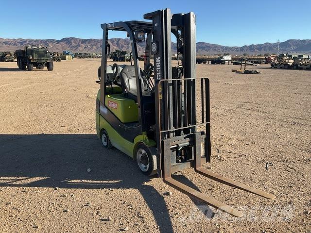 Clark C20SCL شاحنات ذات رافعات شوكية - أخرى