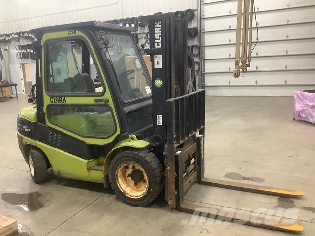 Clark C30L شاحنات ذات رافعات شوكية - أخرى