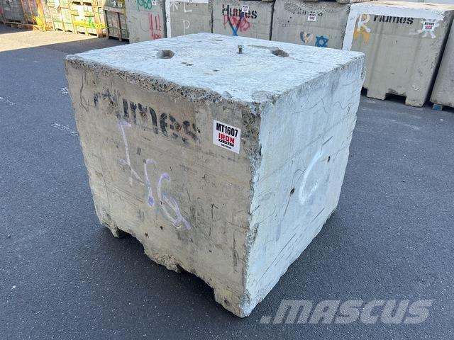  Concrete Block أخرى