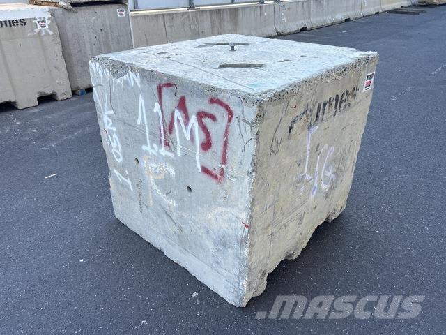  Concrete Block أخرى