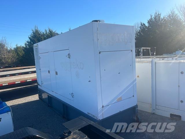 Cummins 200 مولدات ديزل