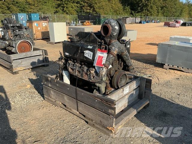 Cummins V903 محركات