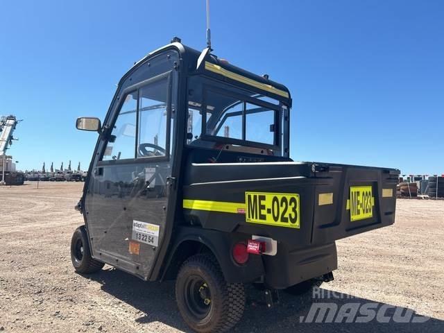 Cushman 800E أخرى