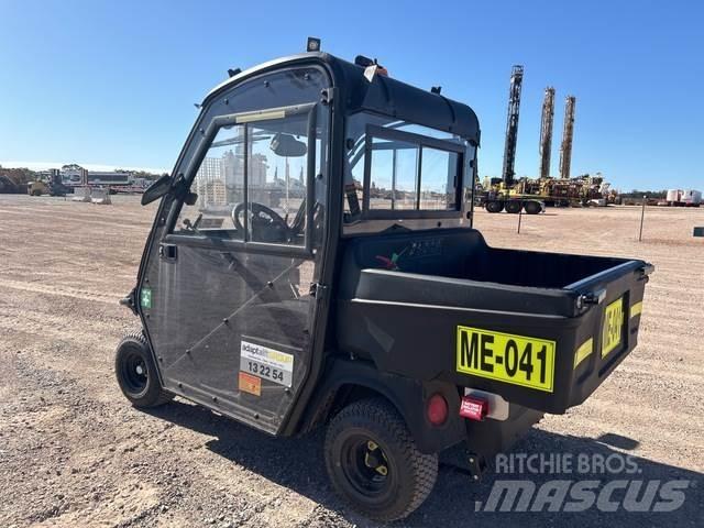 Cushman 800E أخرى