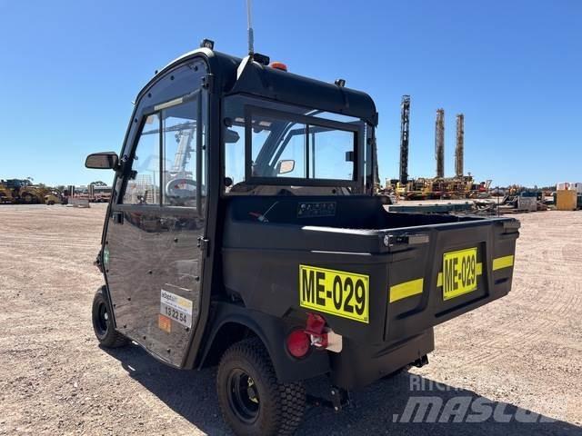 Cushman 800E أخرى