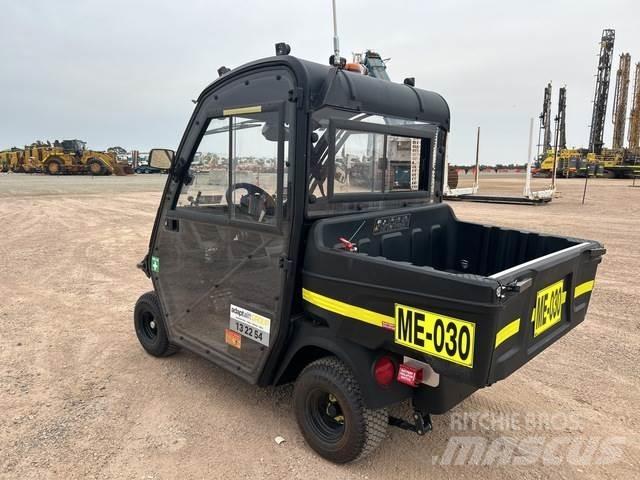 Cushman 800E أخرى