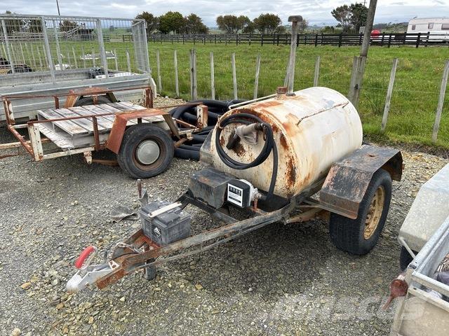  Custom Built مقطورات ذات صهاريج