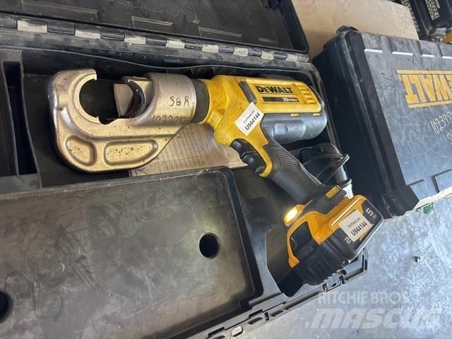 DeWalt DCE300 أخرى