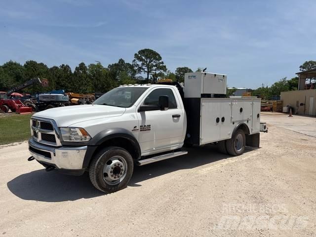 Dodge 5500 مركبات الأغراض العامة