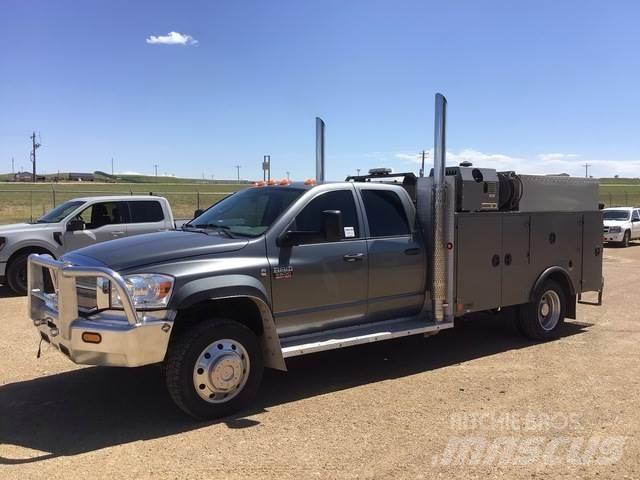 Dodge 5500 شاحنات خفيفة/مفصلية الجوانب
