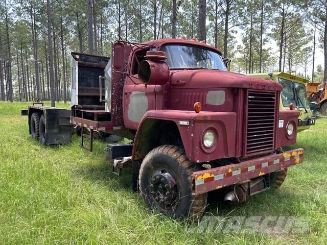 Dodge D80 كابينة والداخلية
