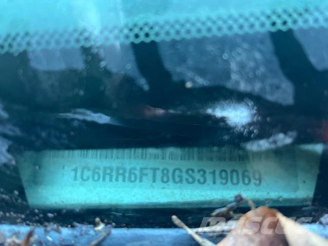 Dodge Ram شاحنات خفيفة/مفصلية الجوانب