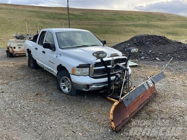 Dodge Ram 1500 حراثات ونصول الجليد