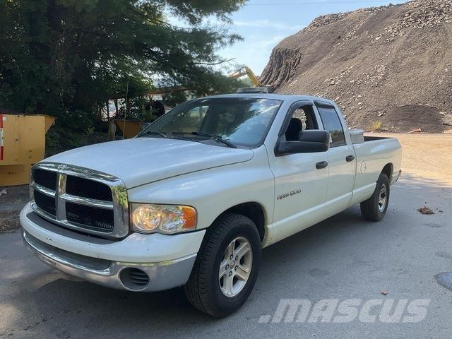 Dodge Ram 1500 شاحنات خفيفة/مفصلية الجوانب