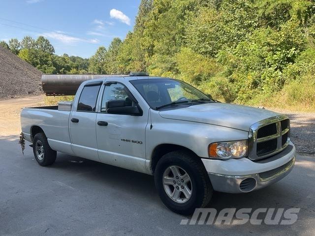 Dodge Ram 1500 شاحنات خفيفة/مفصلية الجوانب