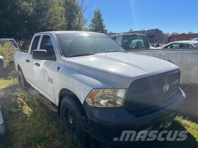 Dodge Ram 1500 شاحنات خفيفة/مفصلية الجوانب