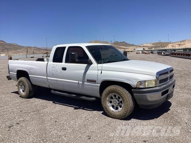 Dodge Ram 2500 أخرى
