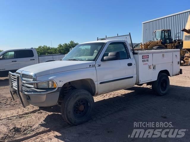 Dodge Ram 2500 شاحنات خفيفة/مفصلية الجوانب